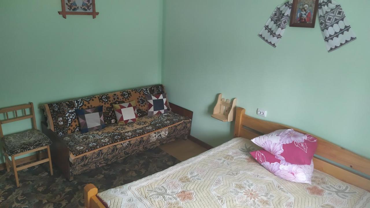 Родинна Оселя Slavske Εξωτερικό φωτογραφία